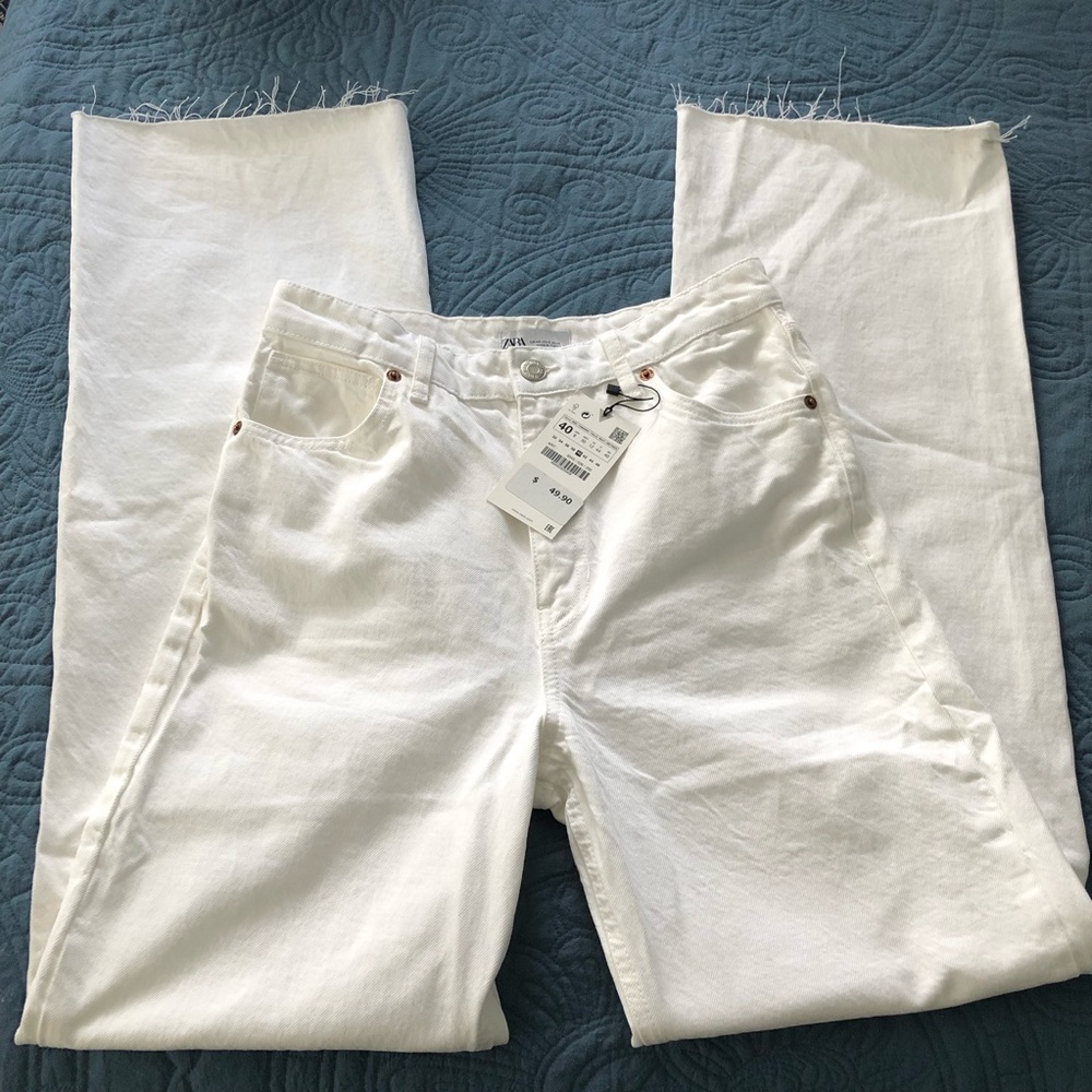 ZARA | High Waisted White Jeans